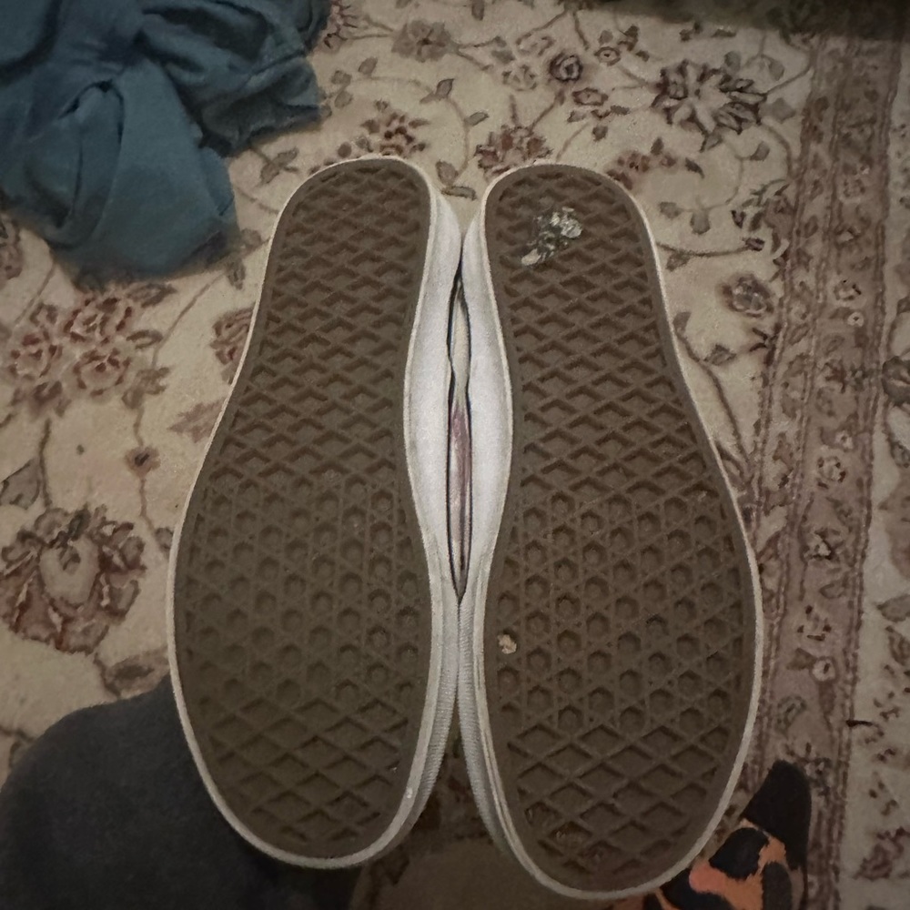Women’s checkered vans
